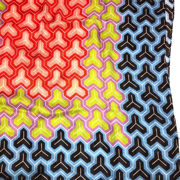 NWOT Jonathan Saunders printed scarf OS - Picture 9 of 10